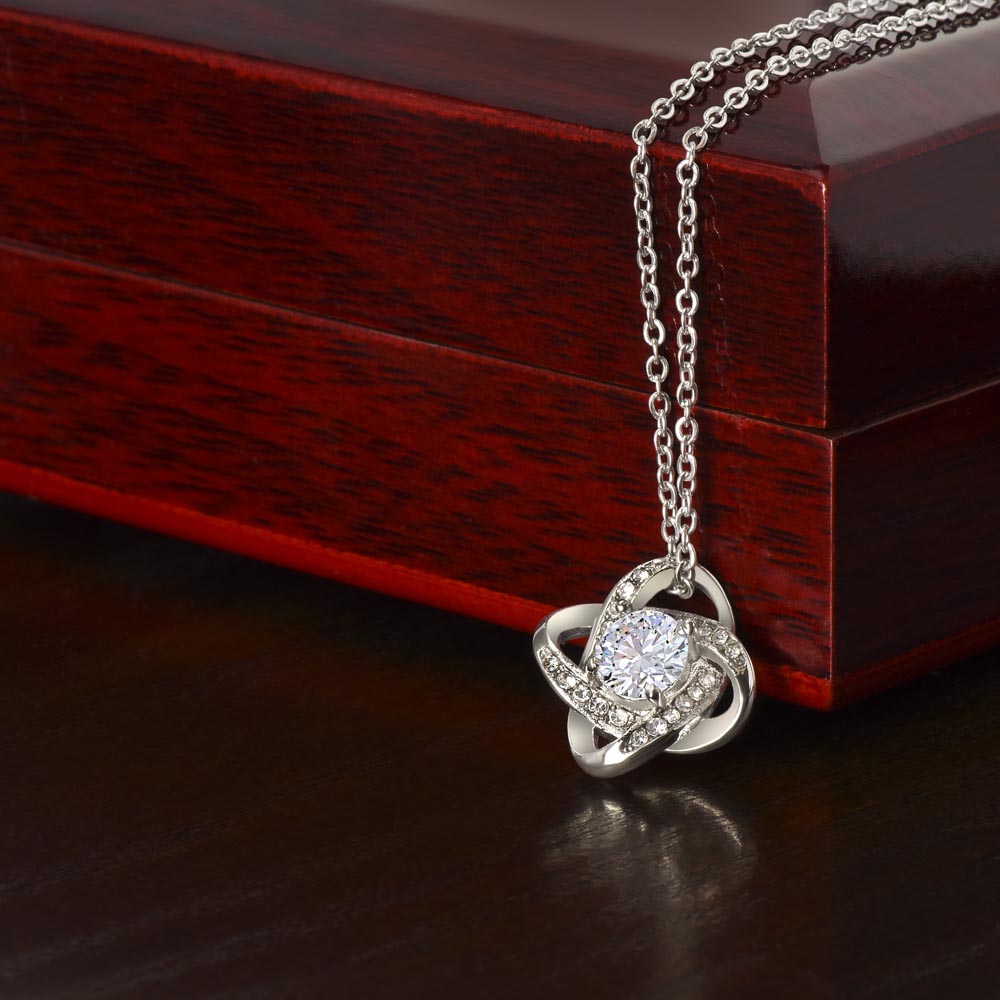 Magnifique collier "Love Knot"